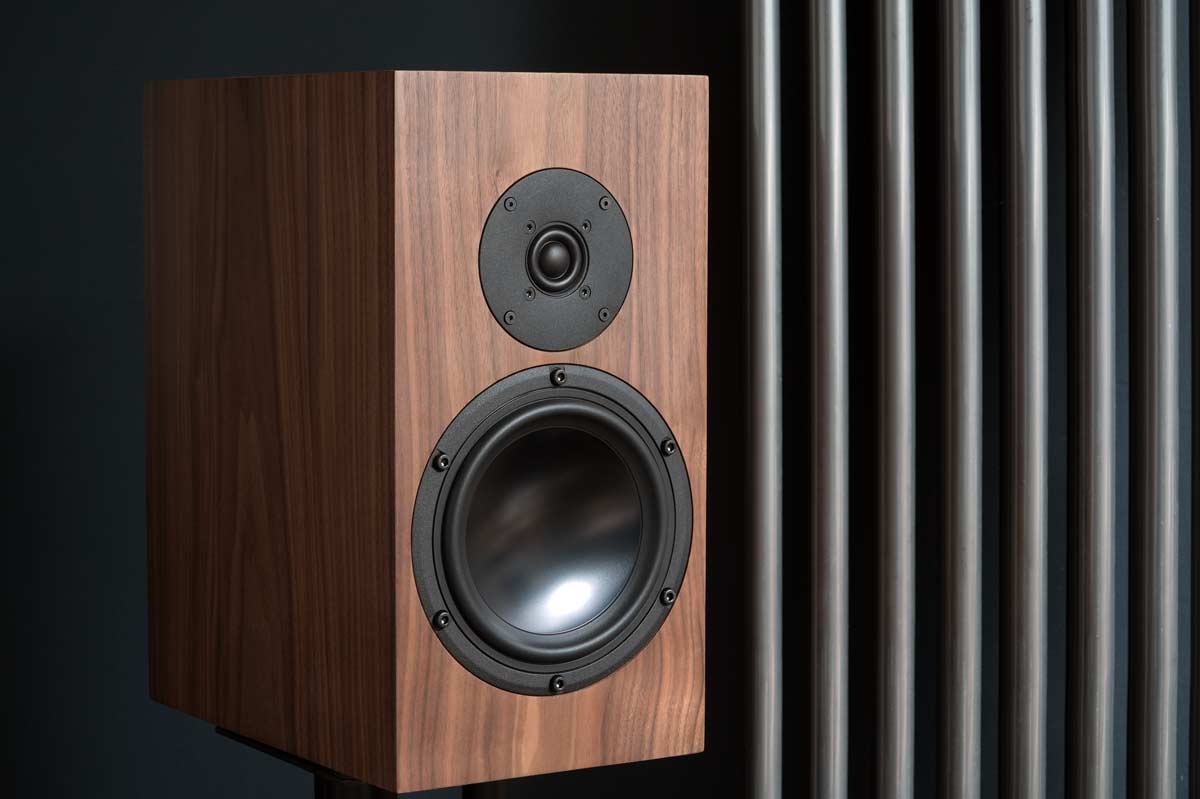 Ophidian Seren standmount speaker