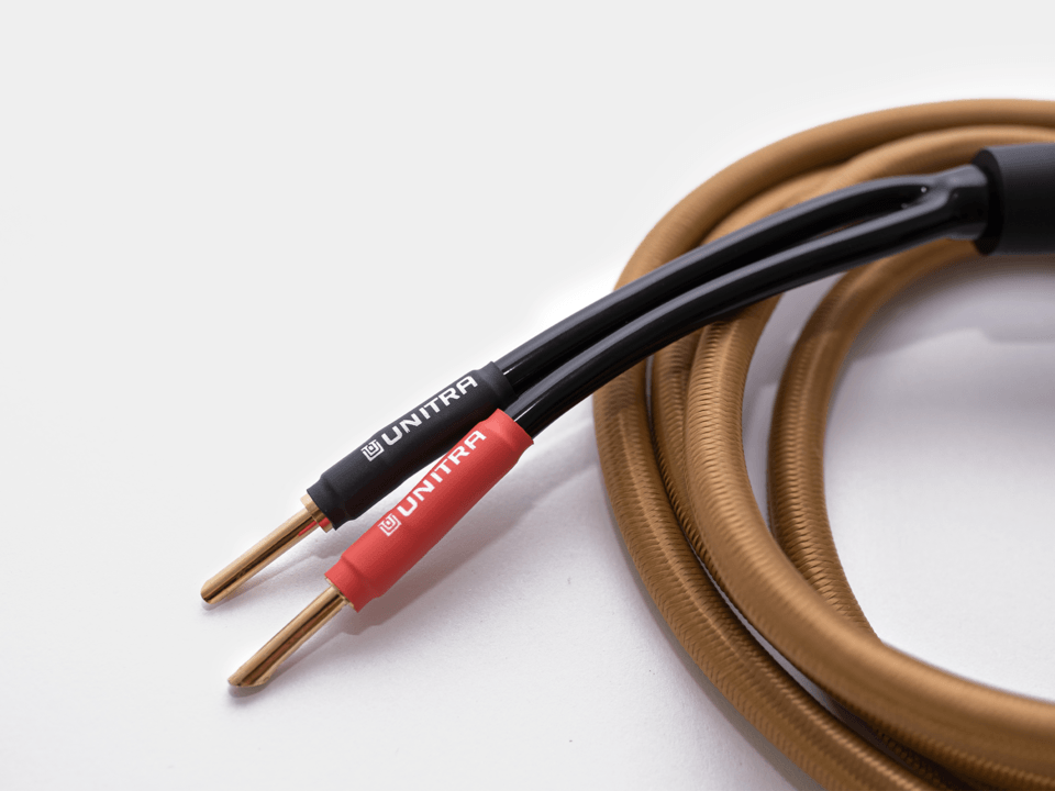 Unitra KG-40 speaker cables finished with honey coloured Polish yarn