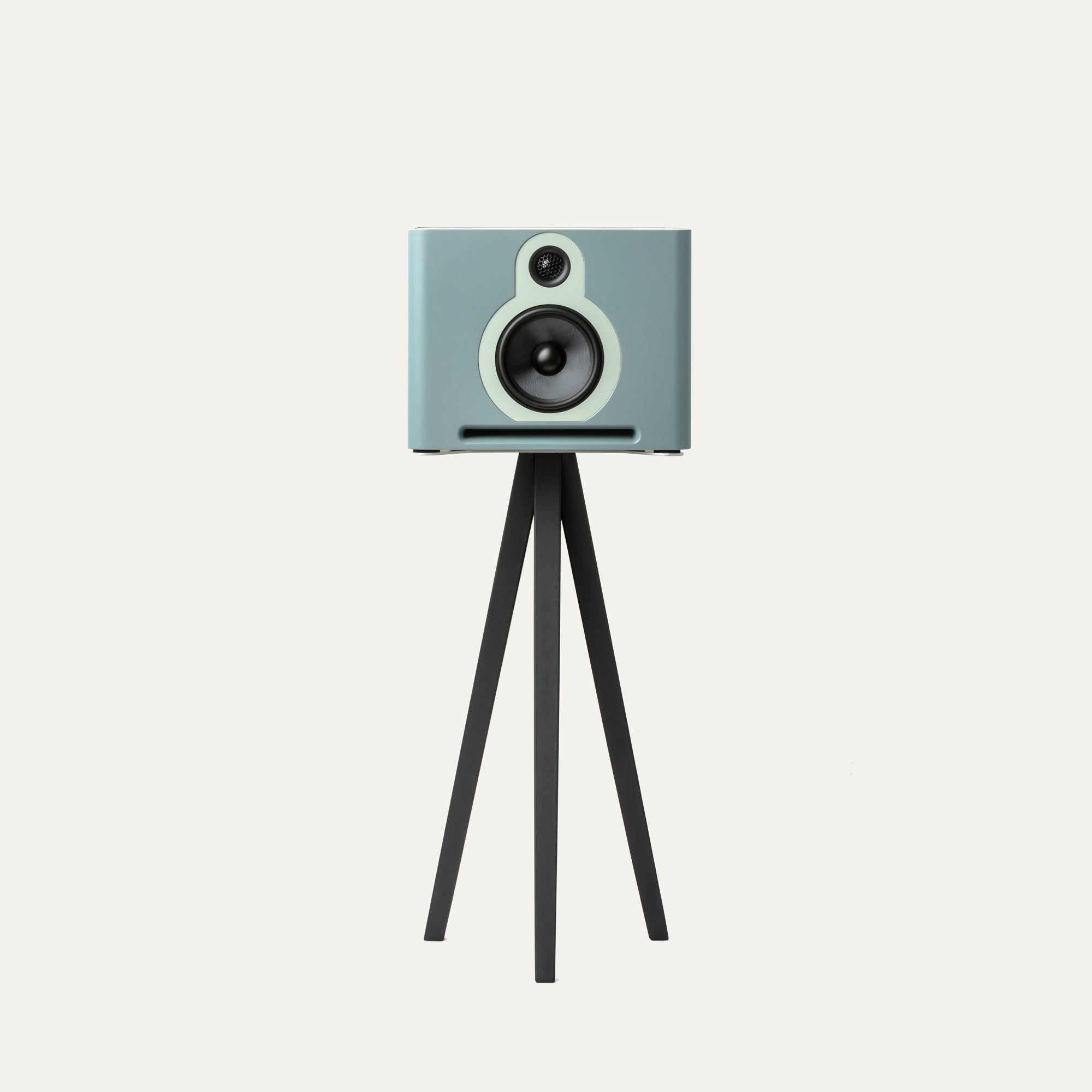 Guru Q10 Standpoint speaker stand in dark grey oak