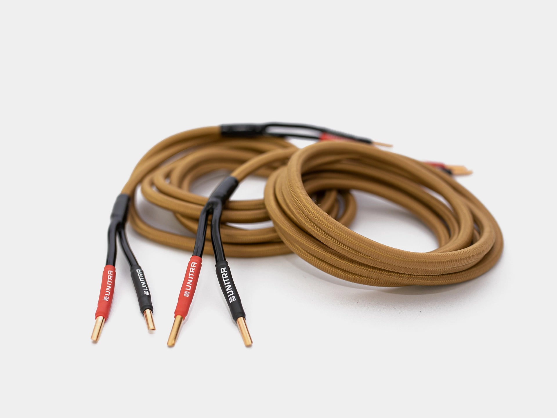 Unitra KG-25 speaker cables finished with honey coloured Polish yarn