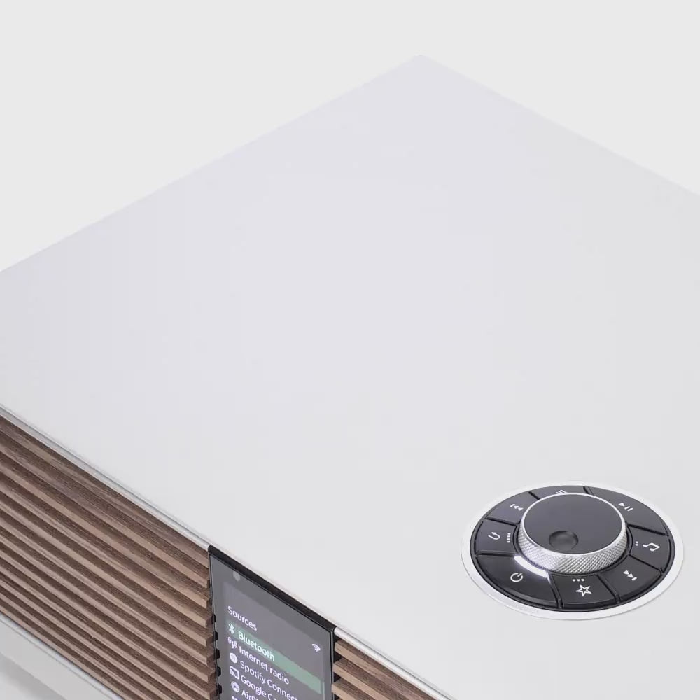 Load video: Ruark R-CD100 CD Transport