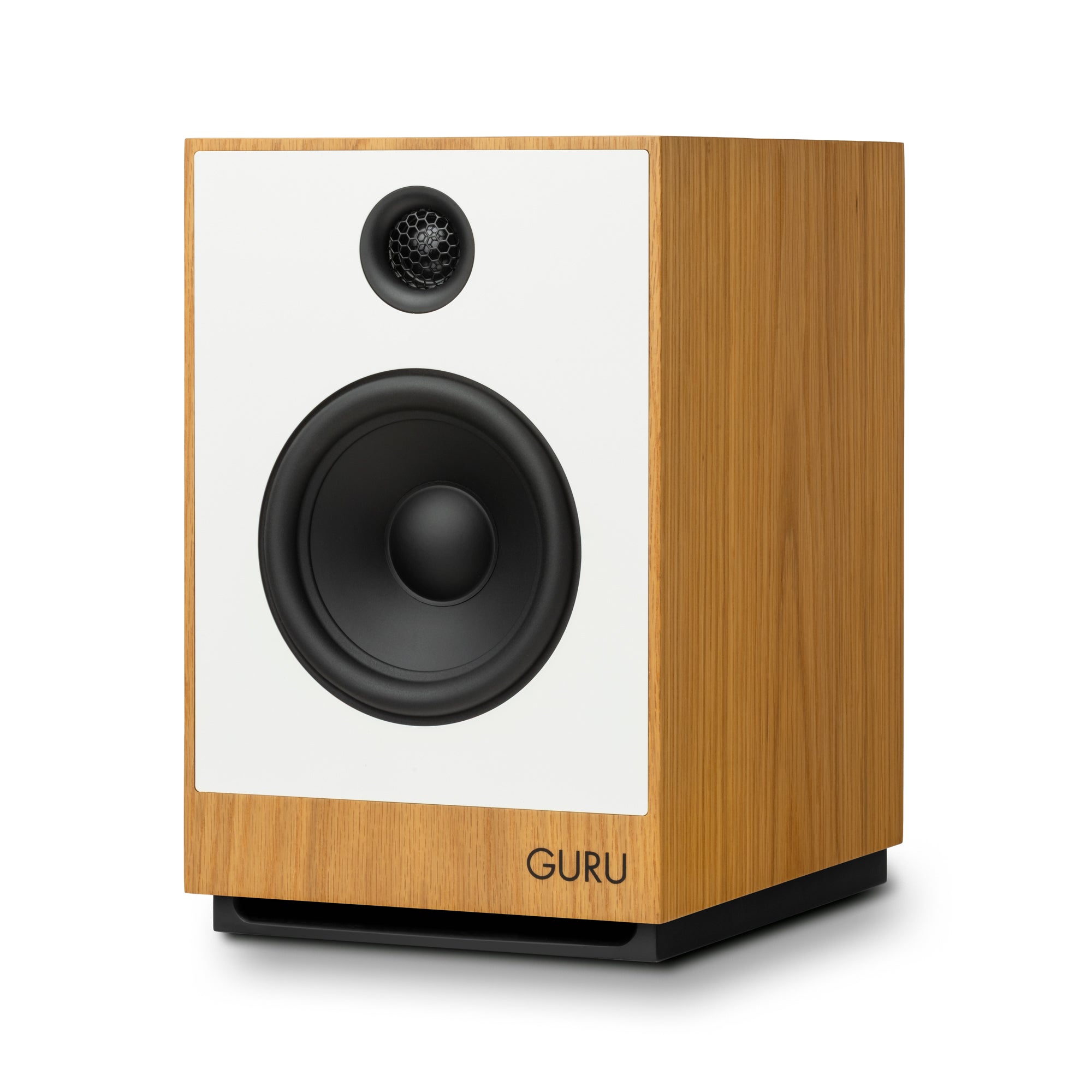 Guru 8 in oak colour